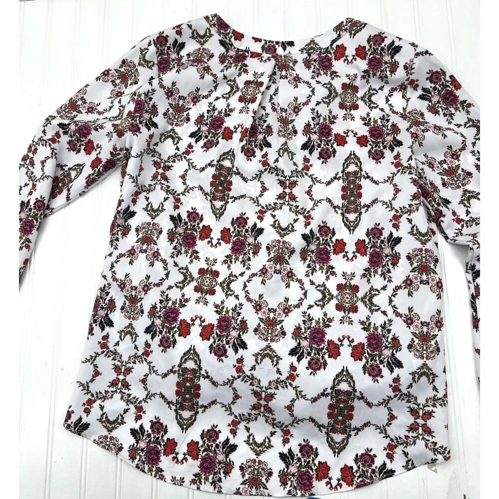 Ann Taylor Factory lightweight stylish